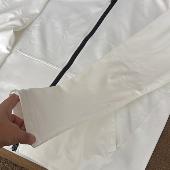 UNRL Men's White Hooded full zip up Jacket - Picture 6 of 6